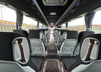 Междугородный автобус ZHONG TONG 6127 WHITE 2025 на 53 места